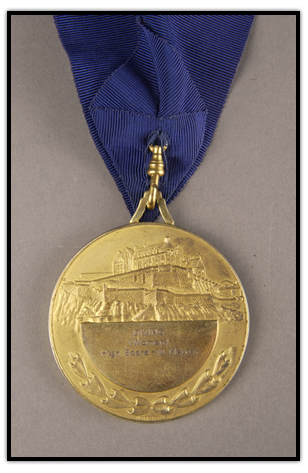 Médaille de plongeon de Beverley Boys