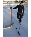 Hayley Wickenheiser sur une patinoire extérieure