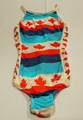 Feuilles d’érables du Canada ornant le maillot de bain de Nancy Garapick