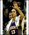 Steve Nash salue la foule